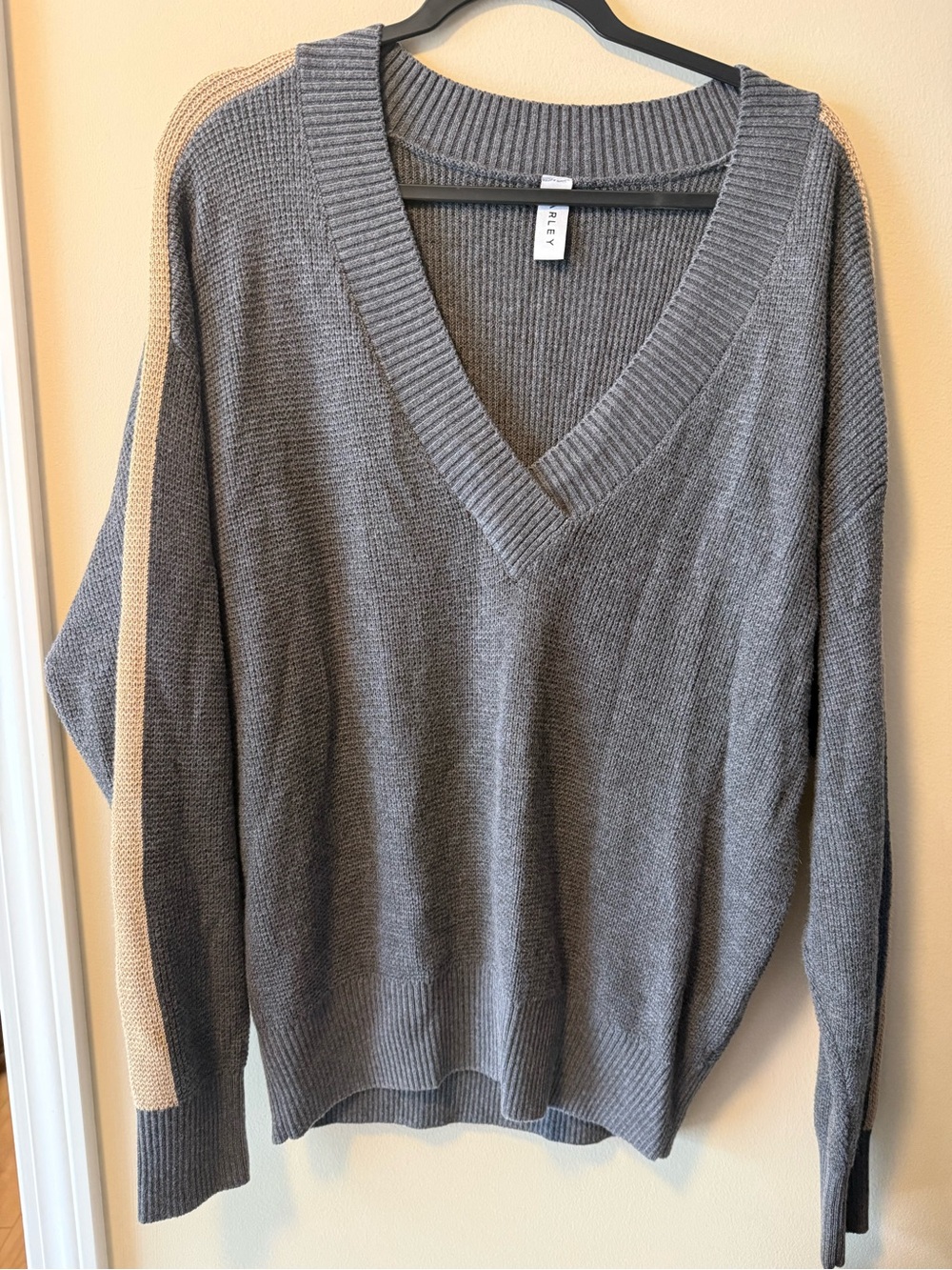 Varley Heather Gray V-Neck Sweater with Cream Sleeve Stripe